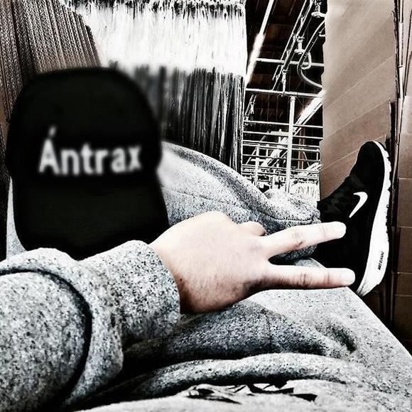 Meet your Posher, Dominguez - Picture 1 of 1